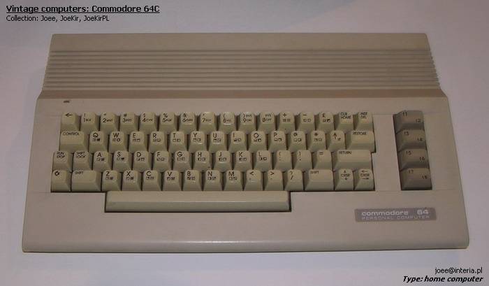 Commodore 64C - 01.jpg